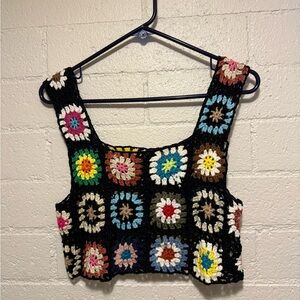 NWOT Crochet Flower Crop Tank